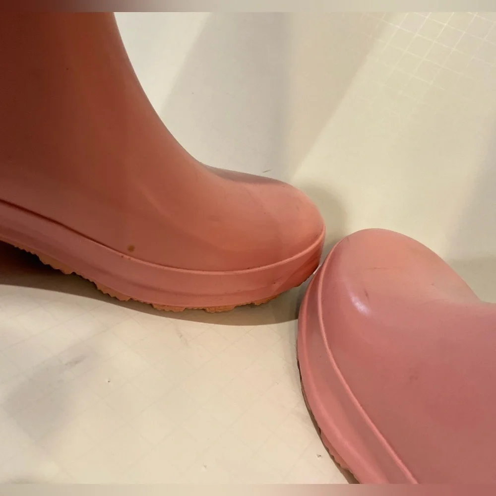 Stylish Light Pink Waterproof Knee High Rubber Rain Boots~Side Buckle Accent